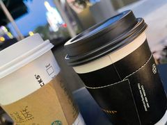 红丝绒雪酪茶拿铁-星巴克臻选(深圳龙华红山天虹店)