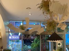 -春树下·树屋花房西餐厅(罍街AS1980店)