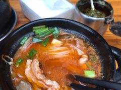 -李记特色罐罐米线(重庆中环大厦店)