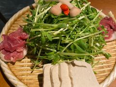 黑猪灼泉水时蔬-吃饭皇帝大土家民族菜(正大广场店)