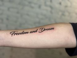 -PinooTattoo皮奴刺青纹身设计总部