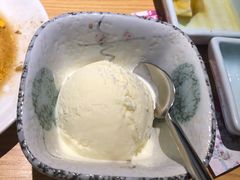 香草冰淇淋-土古里日式烧肉