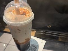 -喜茶(深圳万象城黑金店)