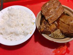 -万和春排骨砂锅米饭(湖北路店)
