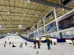 -乔波室内滑雪场