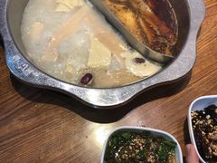 鸳鸯锅底-傣妹火锅(万达店)
