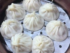 -莱莱小笼·乔艾
