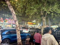 -万松园美食街