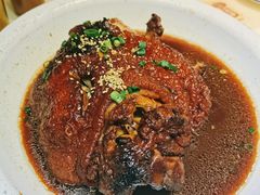 -老码头黑皮肘子锅包肉(文政街店)