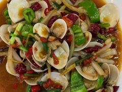 -覃记海鲜美食餐厅