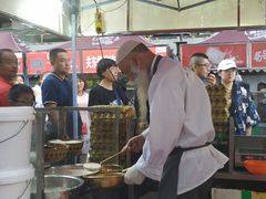 露天位-清真老马家国华牛奶鸡蛋醪糟(正宁路店)