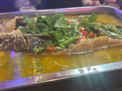 -海盗船. 龙虾烧烤. 酒馆
