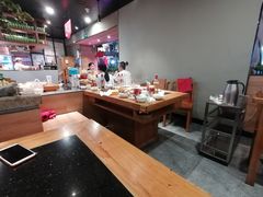 -潮火锅·麻辣牛肉火锅(观音桥方圆·LIVE店)