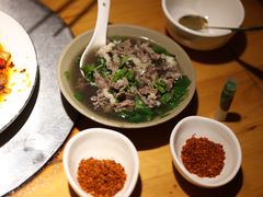 -大众跷脚牛肉馆·非遗传承单位(峨眉山店)