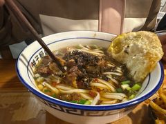 -矮子粉店1985·长沙米粉(湘春路店)
