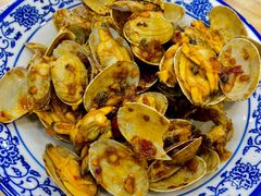 -江城燕子大排档(江汉路步行街店)