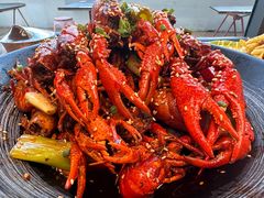 -肥肥虾庄·金牌油焖大虾(东湖欢乐谷店)