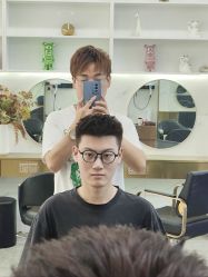 -迈丝发型艺术