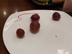 葡萄-月色西餐厅·海鲜刺身·烧烤(科学城保利郡雅酒店)
