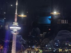 -云顶旋转自助景观餐厅