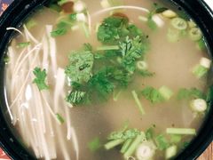 关中杂烩汤-北往西·西安油泼面(万德庄店)