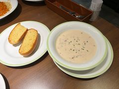 奶油蘑菇汤-萨莉亚意式餐厅(南京环亚凯瑟琳广场店)