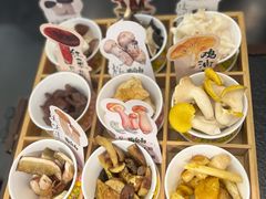 -菌自由丨野生菌火锅特色庭院餐厅(丽江古城店)