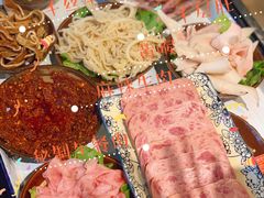 -周幺妹重庆老火锅(银泰城总店)