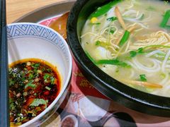 -妈妈故事米线(市府恒隆店)