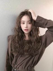 -丝语萱形象
