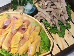 -尚尚仙·酸汤猪手·猪肚鸡火锅(华联万柳购物中心店)