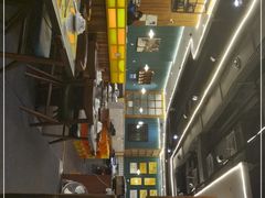 -胡须佬鸡煲四季火锅店(石厦西村直营店)