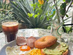 -ommo cafe(半岛城邦店)