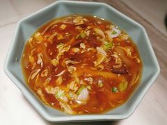 和牛酸辣汤-蜜桃花开·中西融合菜E&W(南长街店)