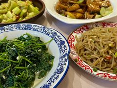-客家大院·非遗赣南客家菜(郁孤台店)