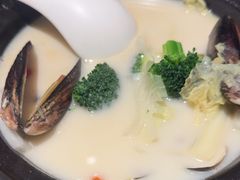 -港丽餐厅(正大店)