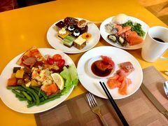 -上海西藏大厦万怡自助餐厅(徐汇店)