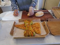 -奈雪的茶(亨特国际广场店)