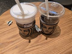 -星巴克臻选(周浦万达店)