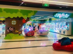 -莫莉幻想儿童乐园(北京昌发展万科店)