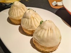 蟹粉生煎-成隆行·蟹王府(九江路店)