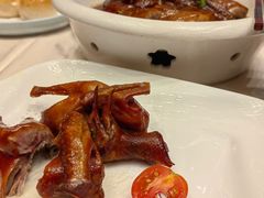 妙龄脆皮乳鸽-聚福宝合苑食府(南头镇店)