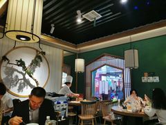 -费大厨辣椒炒肉(万家丽一店)