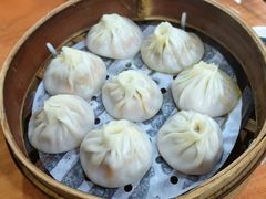 -莱莱小笼·乔艾