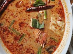 -Chom Cafe and Restaurant