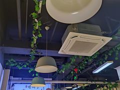 大堂-烤满分·东北烧烤(首经贸店)