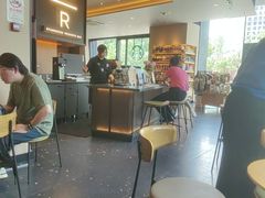 -星巴克臻选(上海长风大悦城店)