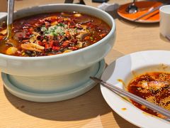 -渝信川菜 · 川味家常菜(财富购物中心店)