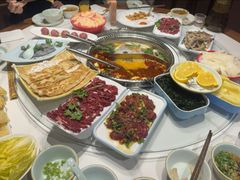 -乡土黄·鲜牛肉火锅·小龙虾(兴业街店)
