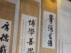-荒岛实景沉浸密室(江汉路1店)